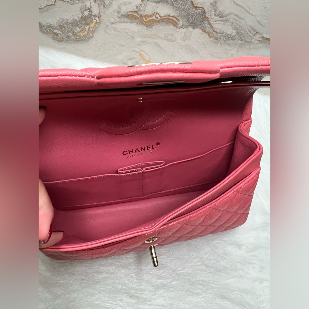 #055000XB Medium Chanel Classic Flap - Picture 7 of 7